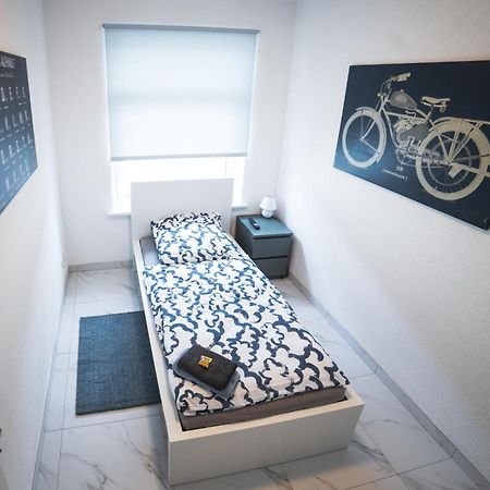 Nord-Apartment 4 I 2 Zimmer Mit Wlan & Smart-Tv Бремергафен Екстер'єр фото